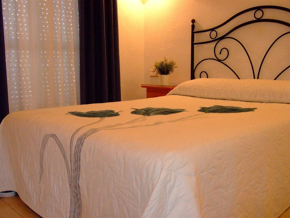 Hostal Juan De Austria II Aguadulce  Esterno foto